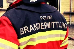 Tödlicher Brand in Wien – Verdacht auf Brandstiftung