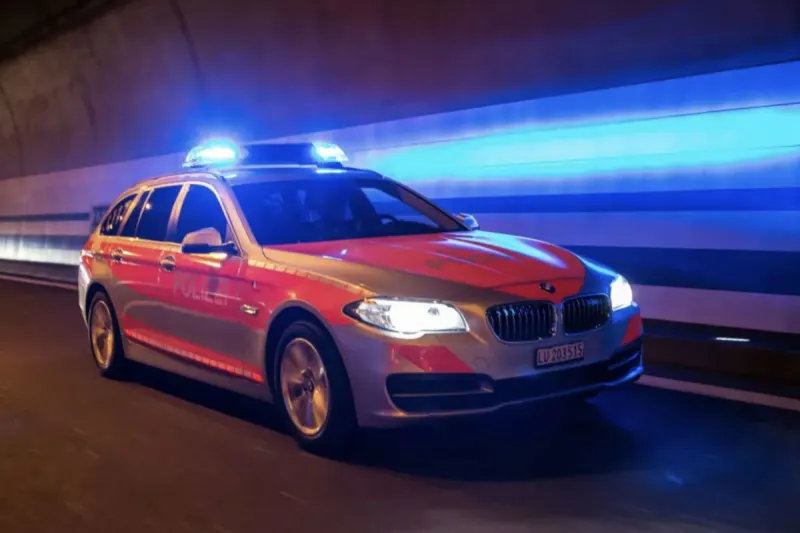 Stadt Luzern – Alkoholisierter Lenker flüchtet nach Unfall