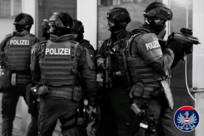 Drohung und Erpressung mit Waffe in Wien