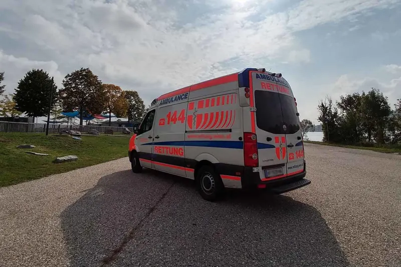 Wien - 52-jähriger Mann nach Verkehrsunfall schwer verletzt