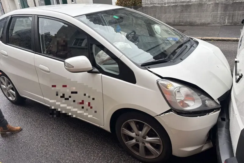 Netstal GL – Unaufmerksamkeit führt zu Verkehrsunfall