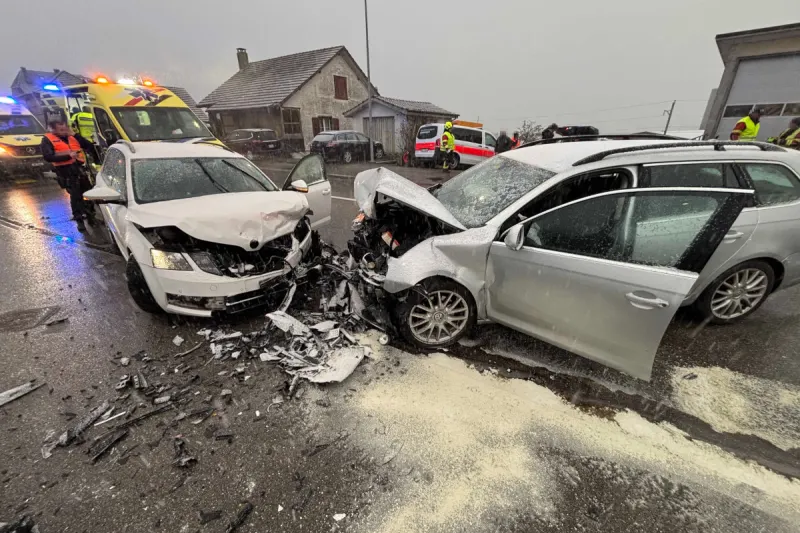 Unfall in Niederbipp BE – Frontalkollision zwischen zwei Fahrzeugen
