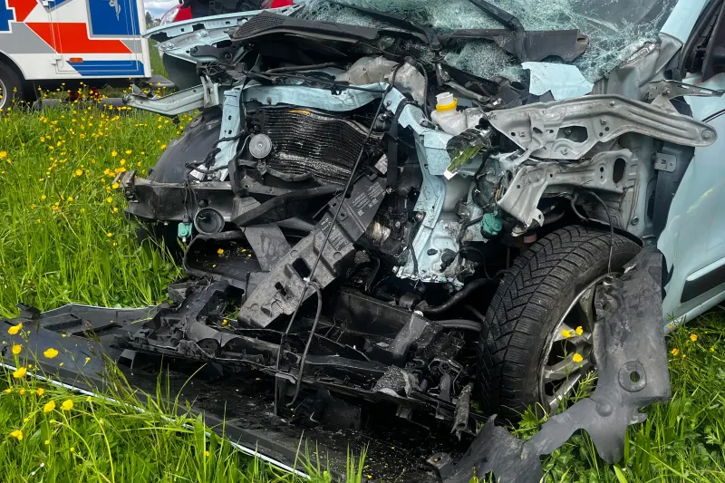 Leimbach TG – Autofahrerin bei Unfall schwer verletzt