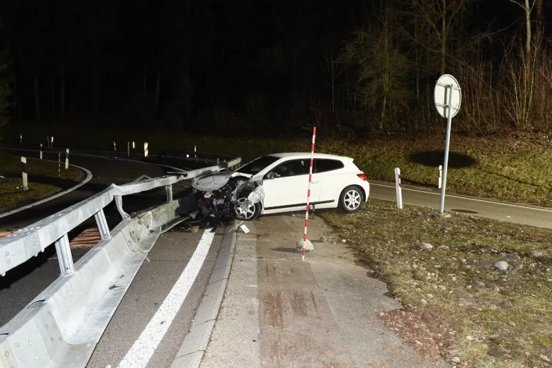 A1 Winterthur - Effretikon – Nach Fluchtfahrt verunfallt