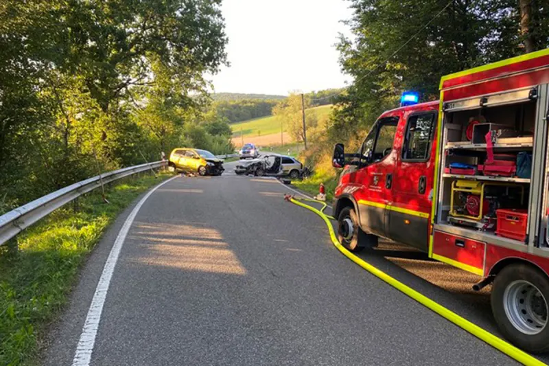 Reipoltskirchen RP – Drei Verletzte nach schwerem Unfall