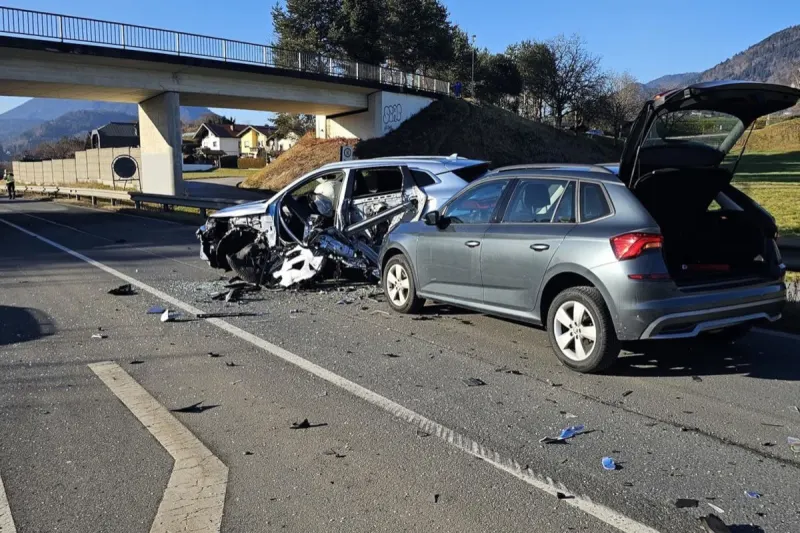 Vassach – Drei Verletzte nach Unfall mit vier Pkw