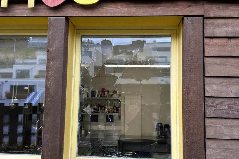 Wollerau SZ – Zeugen gesucht nach Vandalismus