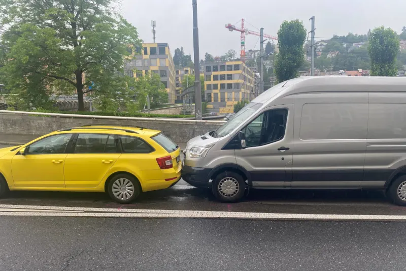 Stadt St. Gallen – Kollision am Lichtsignal – Wer hatte schuld?