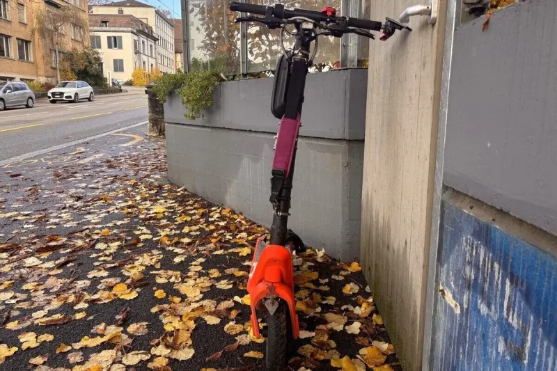 Schaffhausen – Unfall zwischen E-Scooter und Auto