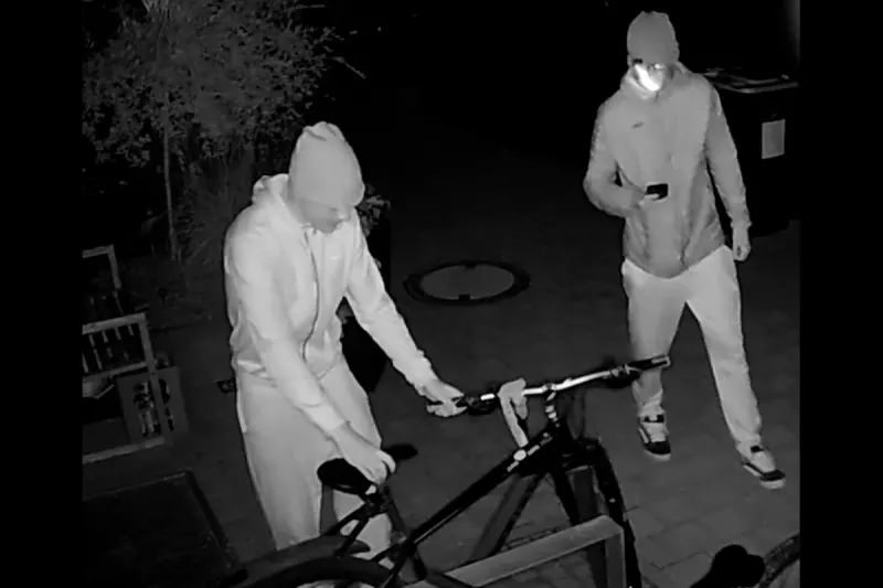 Erding – Fahndung nach mutmaßlichen Fahrraddieben