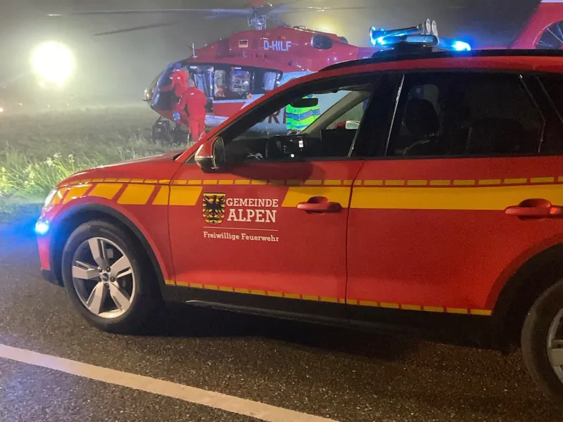 Alpen – Fußgänger von Auto erfasst und schwer verletzt