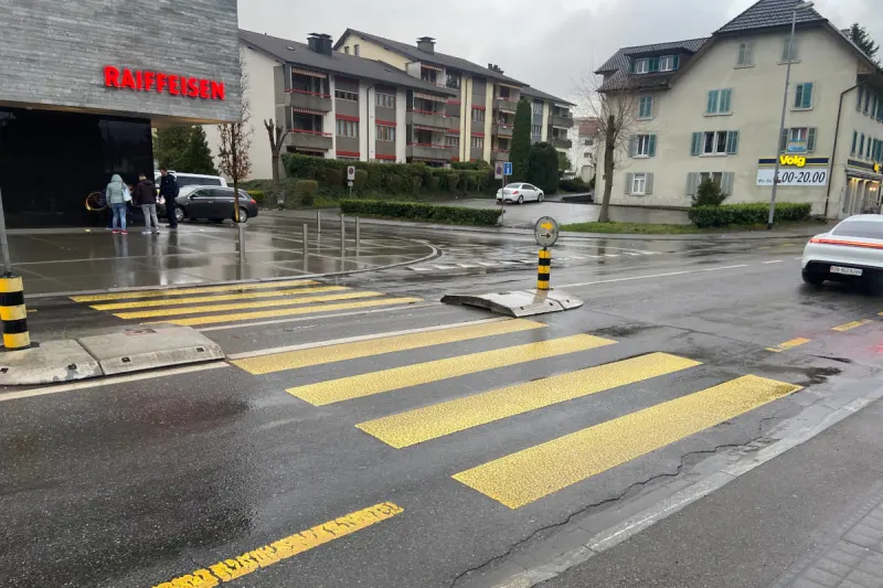 Wohlen AG – Kind mit Fahrrad touchiert und abgehauen