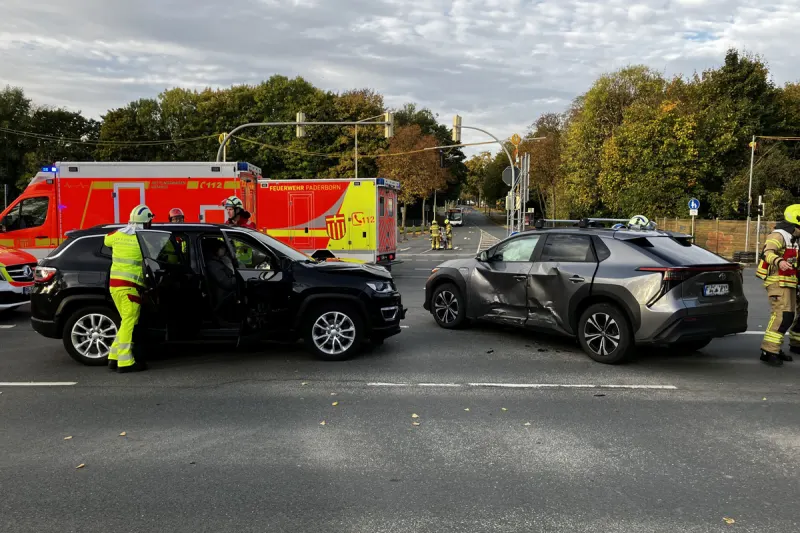 Paderborn NW – Fünf Verletzte bei Unfall auf Kreuzung