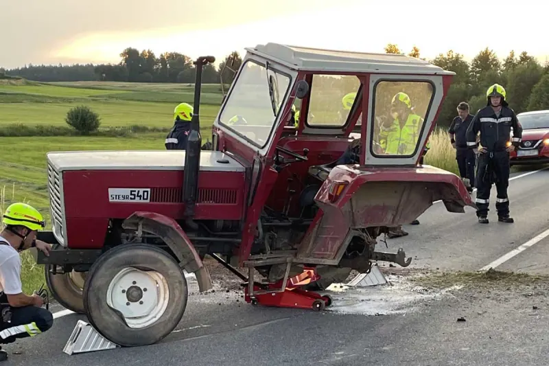 Kirchberg - Traktor verlor Hinterachse und Reifen