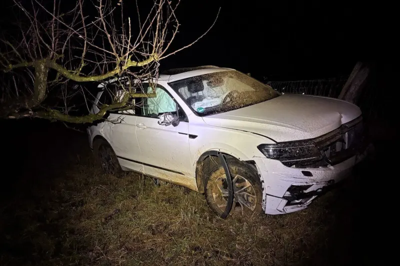 Unfall in Hornussen AG – 19-Jähriger trotz Fahrverbot am Steuer