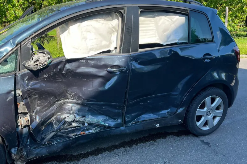Unfall in Schweizersholz TG - Lieferwagen übersehen