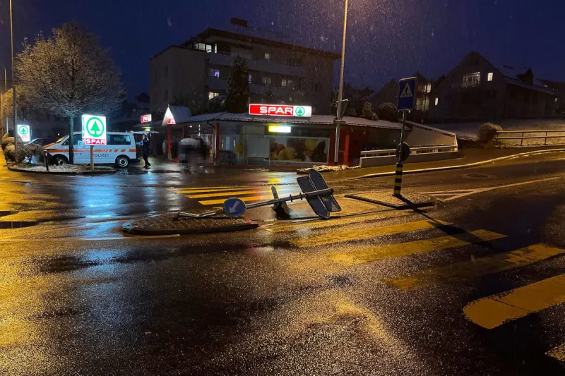 Arnegg SG – Signaltafel umgefahren und geflüchtet