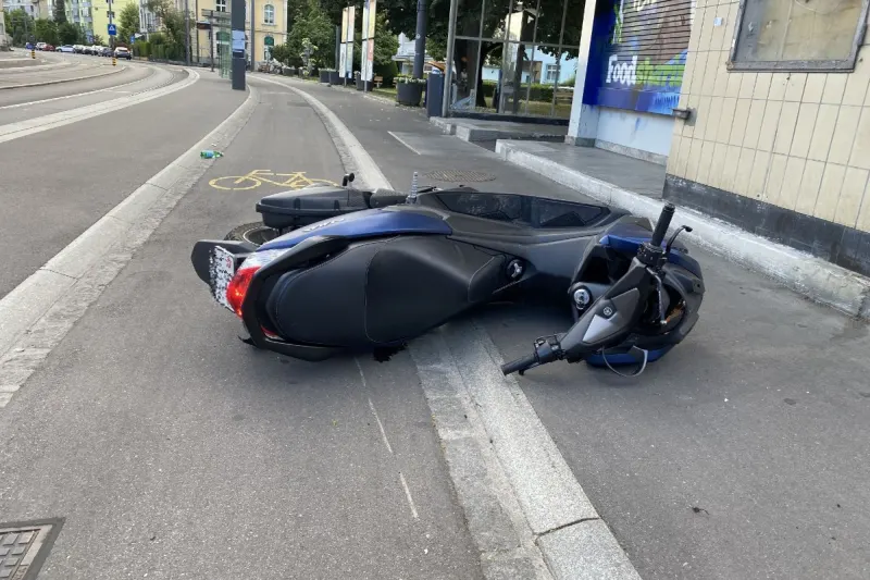 Selbstunfall in Allschwil BL – zwei Jugendliche verletzt