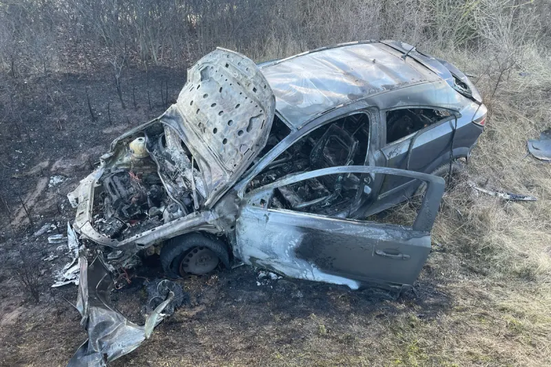 A71 Erfurt – Auto nach Unfall wegen Sekundenschlaf ausgebrannt