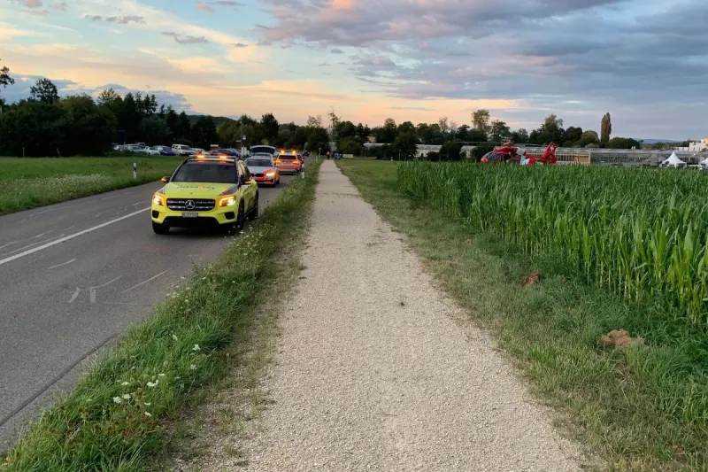 Witterswil SO - Rega fliegt verunfallten Motorradfahrer in Klinik 