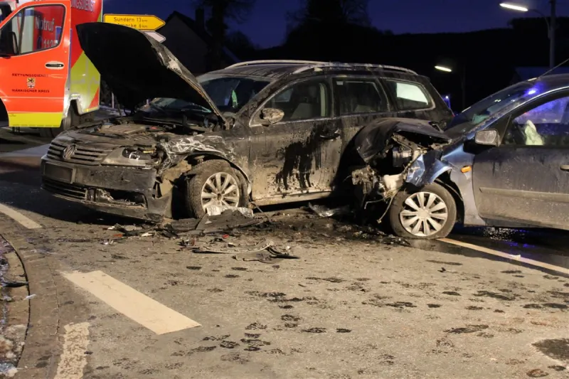 Balve – Mehrere Verletzte nach Kollision auf der B229