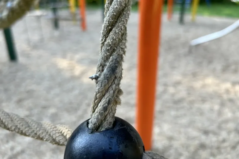 Prüm - Verletzungsgefahr auf Spielplatz
