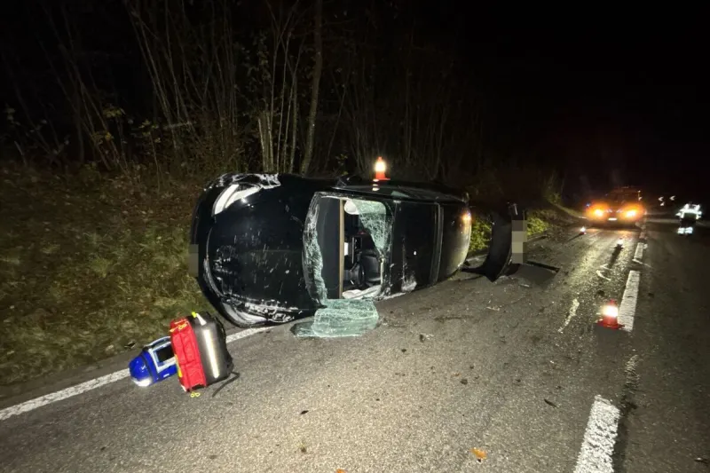 Flumenthal SO – Auto kippt bei Selbstunfall