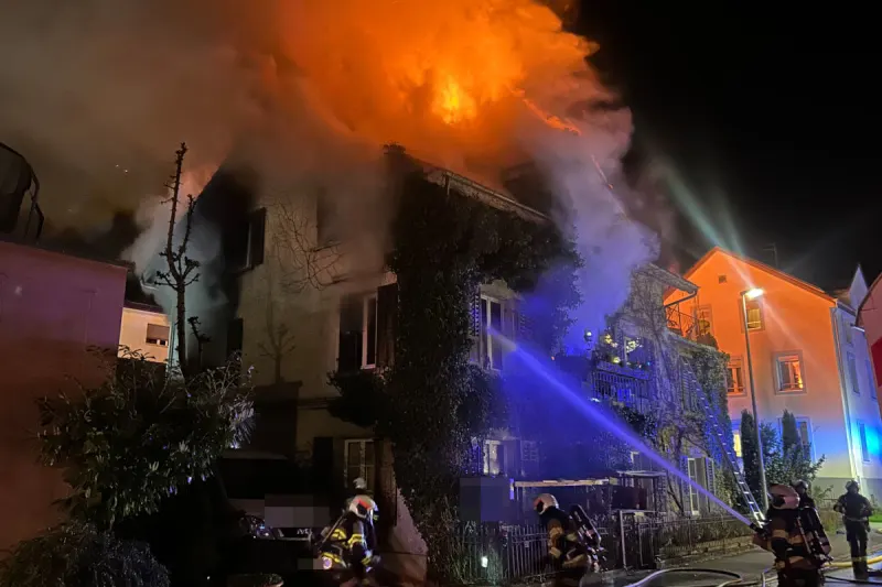 Romanshorn TG – Mehrfamilienhaus durch Brand zerstört