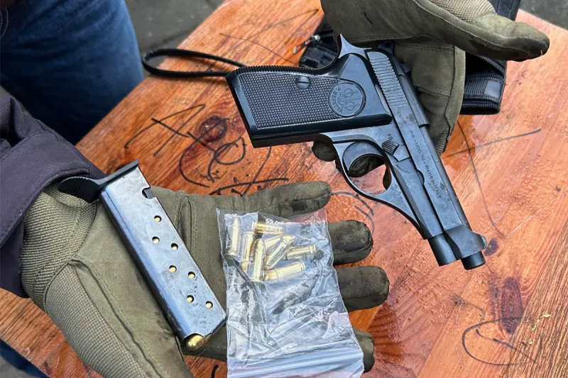 Bewaffnete Drogenbande zerschlagen – Fünf Festnahmen