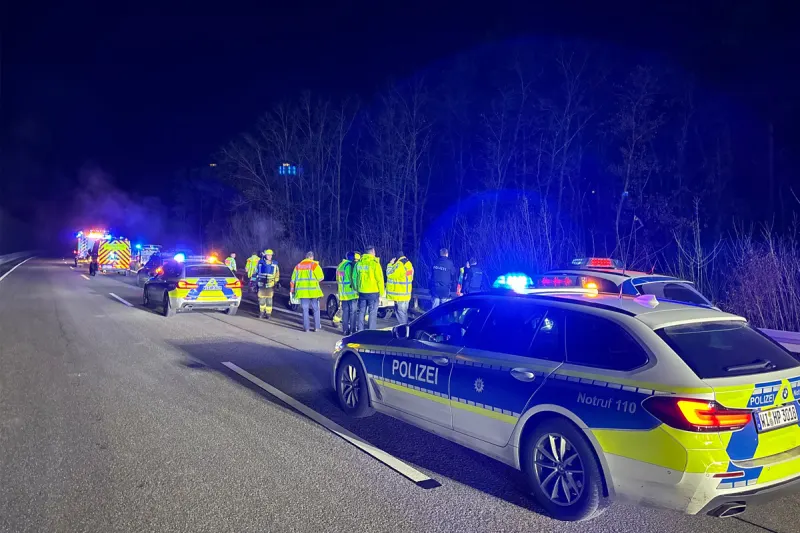 Hammersbach – Flucht vor Polizei endet mit Unfall