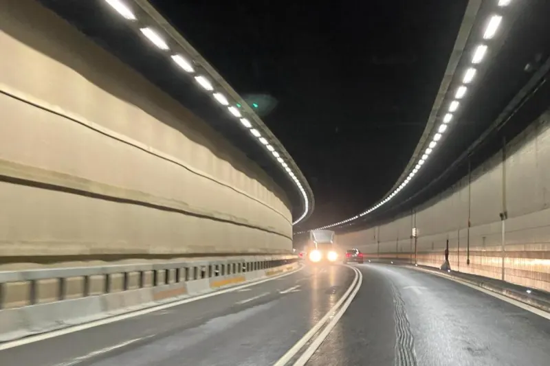 Airolo TI – Unfall im Gotthardtunnel mit Schwerverletztem