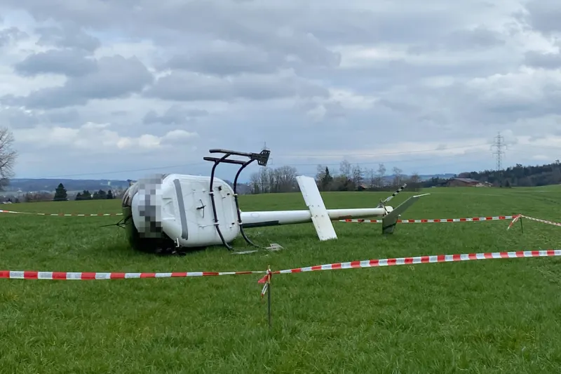 Rothenhausen TG - Helikopter bei Start verunfallt 