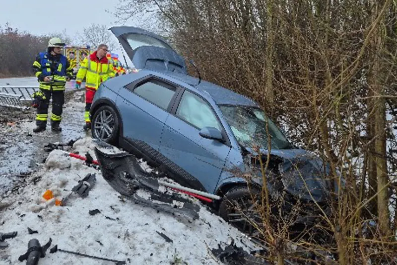 Bösdorf – Unfall nach riskantem Überholmanöver