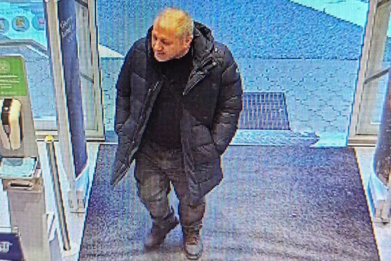 Bezirk Neunkirchen – Fahndung nach Drogerie-Dieben