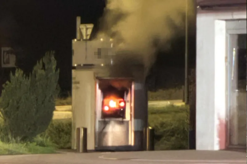 Wilen bei Wil TG – Bancomat in Brand gesetzt