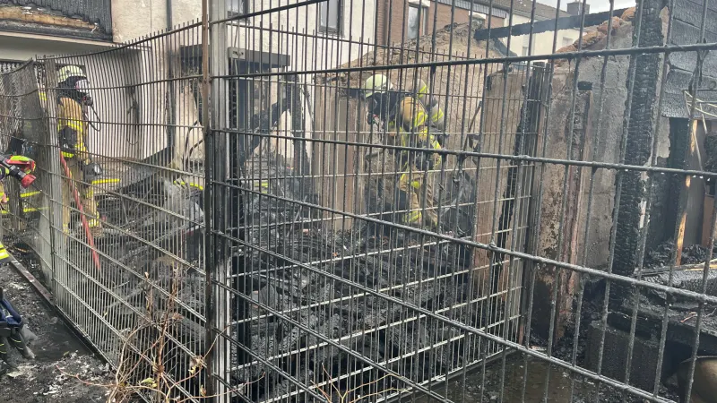 Alsdorf NW – Gartenarbeiten verursachen Brand mit hohem Sachschaden