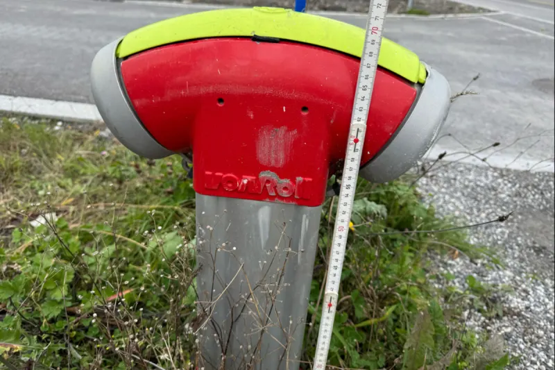Unfall in Eschen FL – Autofahrer rammt Hydranten und flieht