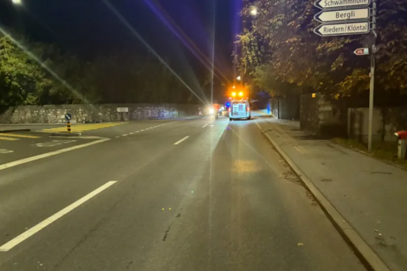 Glarus – Personenwagen nach Unfall mit E-Bike weitergefahren