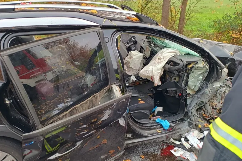 Waldmohr RP – Zeugenaufruf nach schwerem Unfall von BMW und Peugeot