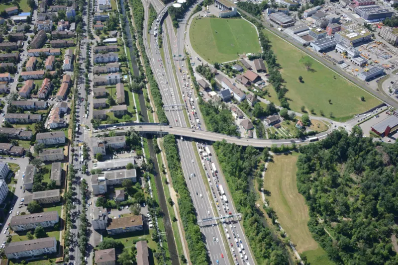 Kanton Zürich – Verkehrsunfälle führten zur Sperrung der A1 und weiterer Strassen