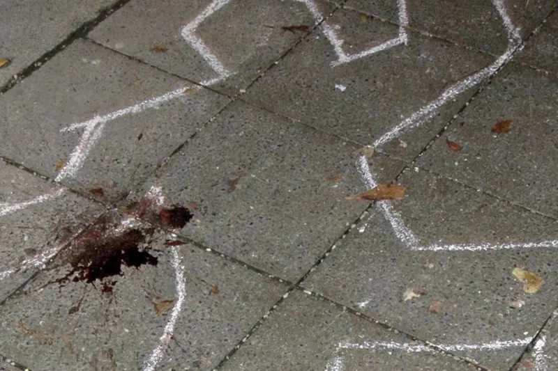 Düsseldorf - Tötungsdelikt - 55-Jähriger erschlägt 23-Jährigen mit Poller