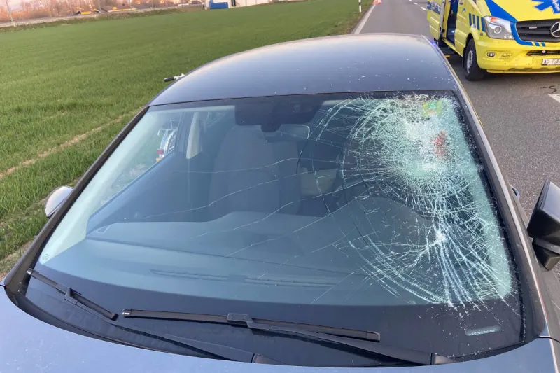 Muri AG – Frontalkollision zwischen Auto und Mofa