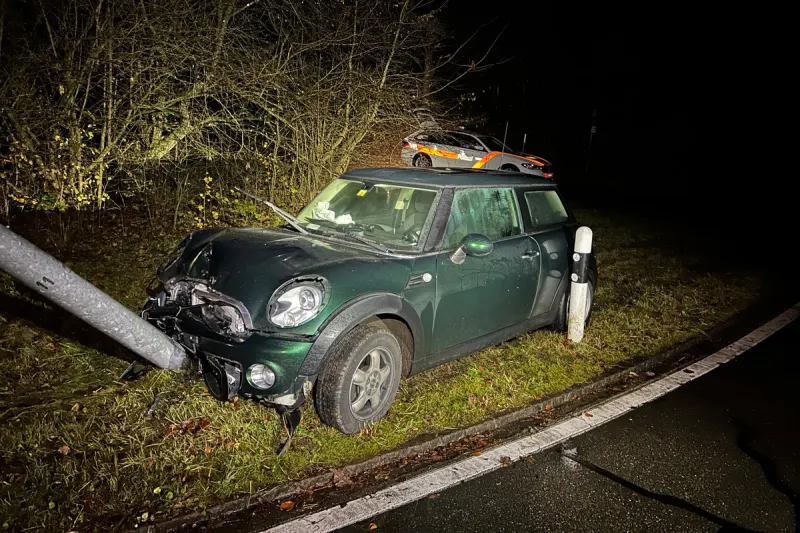 Diessenhofen TG - Ohne Führerschein verunfallt und abgehauen 