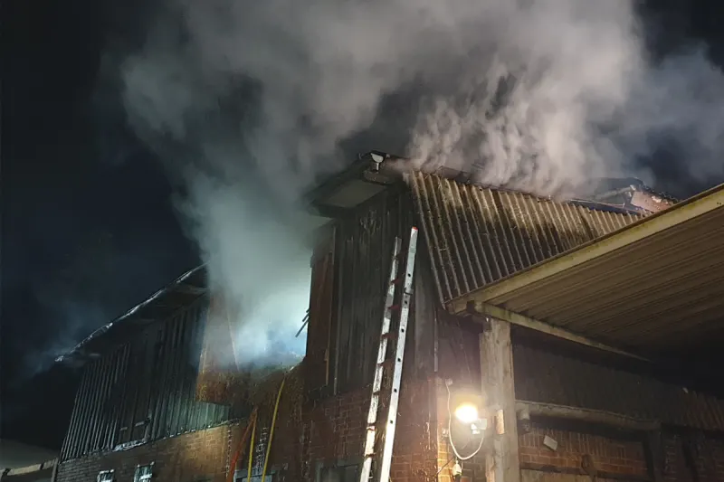 Jahrsdorf – Brand auf Heuboden in landwirtschaftlichem Gebäude