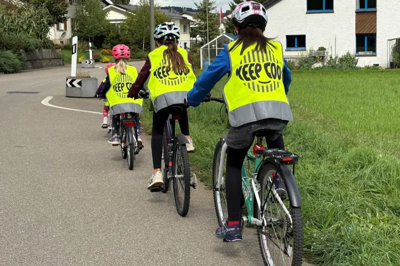 Kanton Thurgau – 6000 Gratis-Leuchtwesten für sichere Schulwege