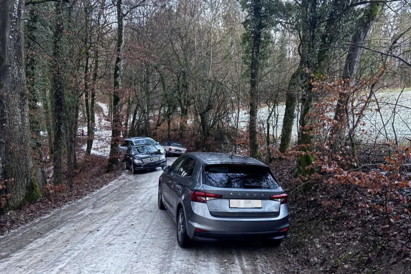 Beringen SH – Kistenpass wegen glatter Strasse gesperrt