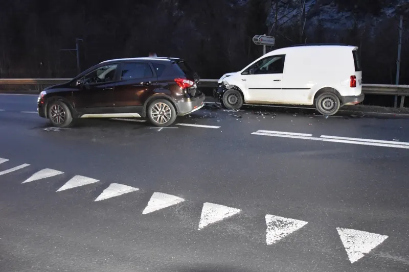 Fideris GR – Auffahrunfall bei Abbiegevorgang