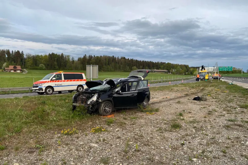 A14 Cham ZG – Nach Selbstunfall verschwunden