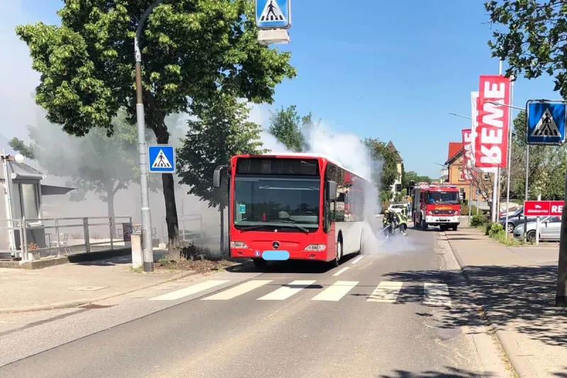 Wörrstadt - Linienbus fängt Feuer