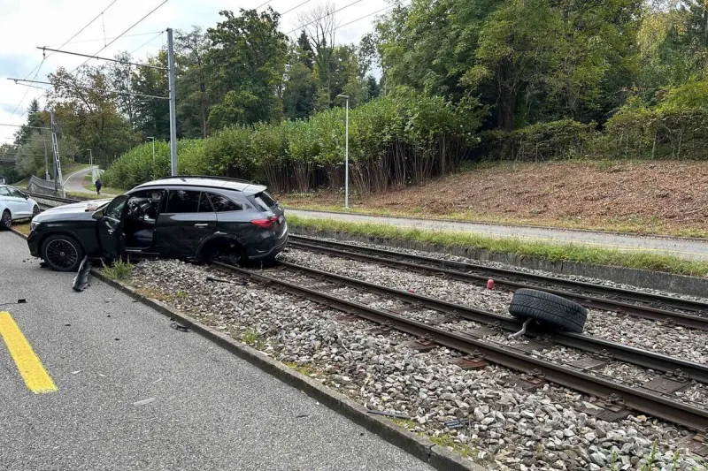 Aarau AG – Junger Autofahrer stirbt nach Verkehrsunfall